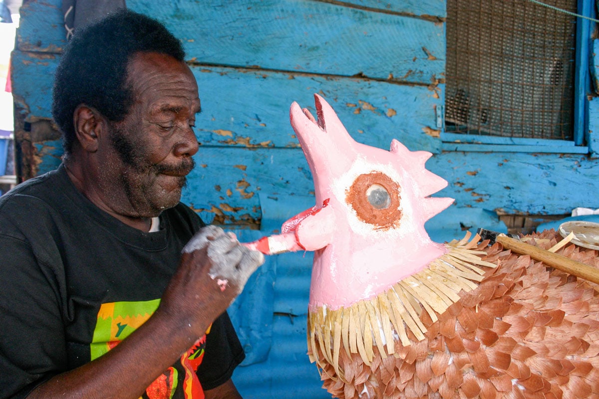 Apartamento Magazine - Buried Treasures: Coffin Art in Ghana