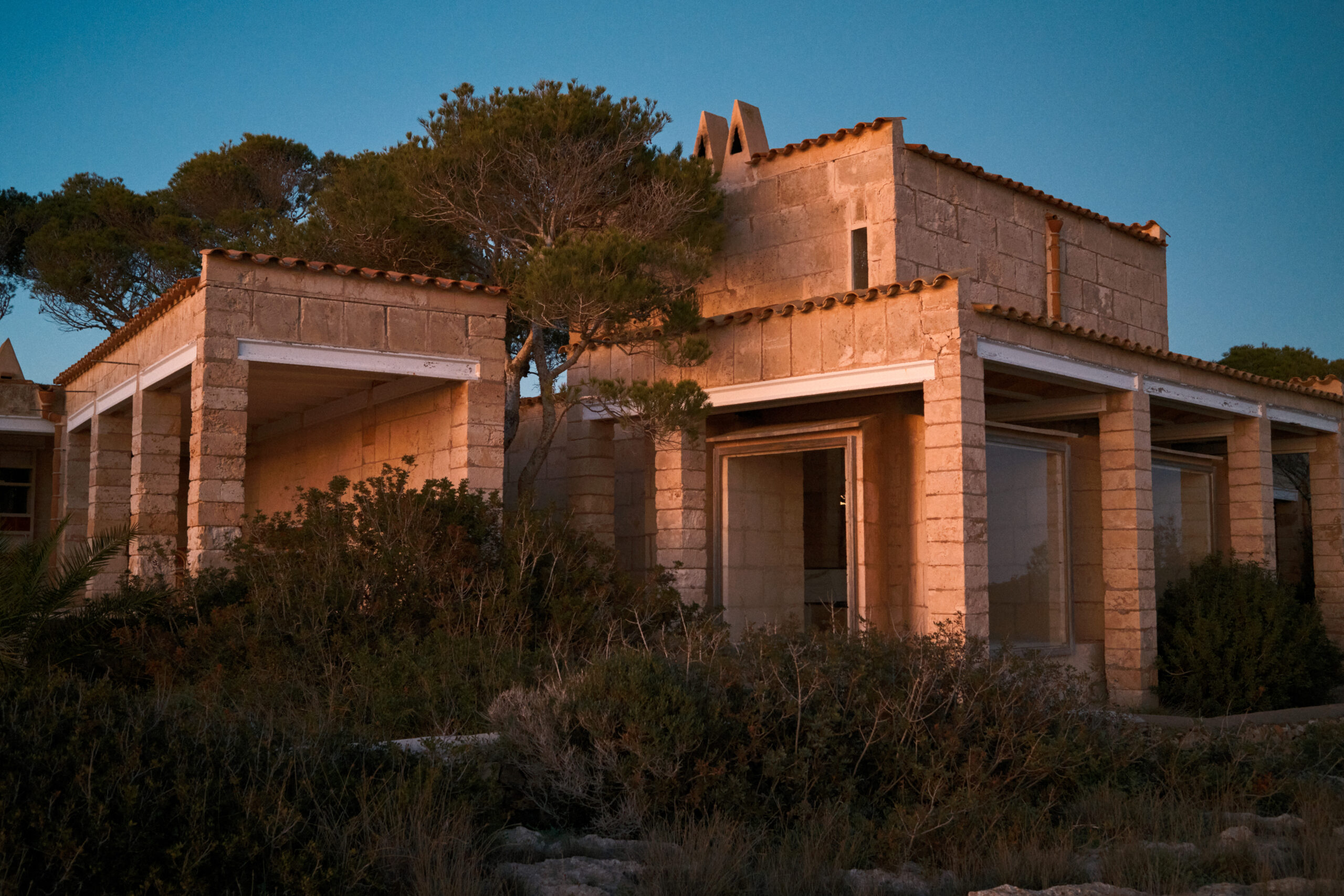 Can Lis, Jørn Utzon — Stories