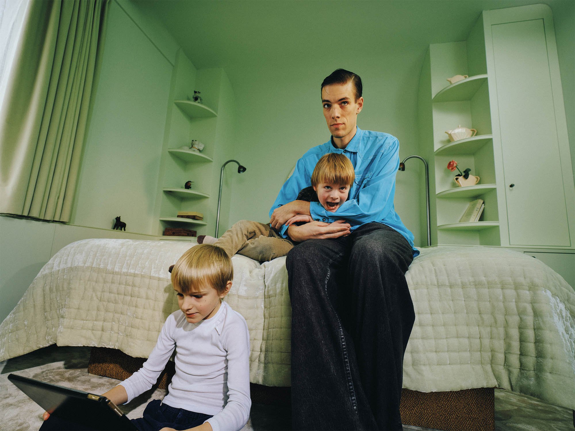 Apartamento Magazine - Camille Henrot