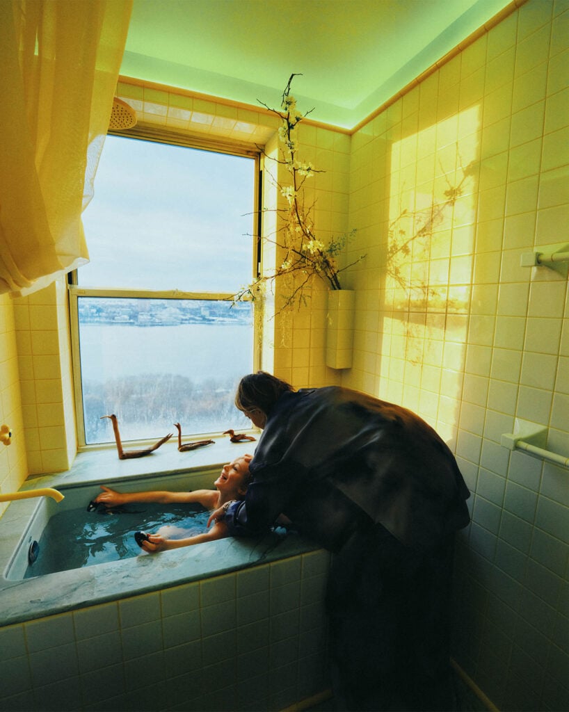Apartamento Magazine - Camille Henrot