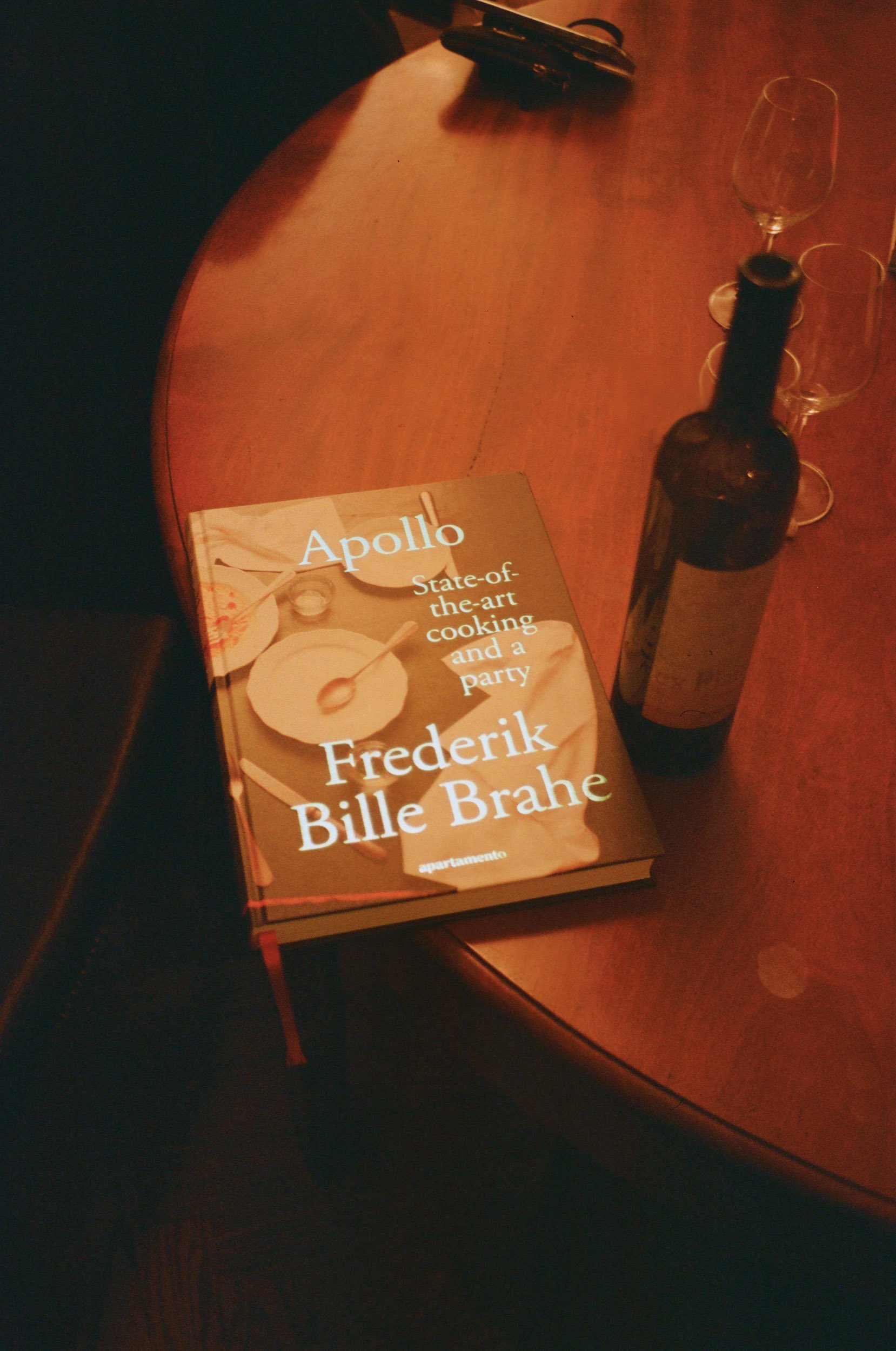 Apartamento Magazine - Apollo:</p>A book launch and a party