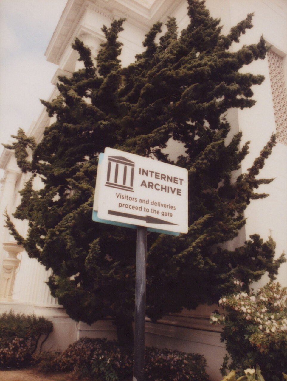 Apartamento Magazine - A conversation with Brewster Kahle