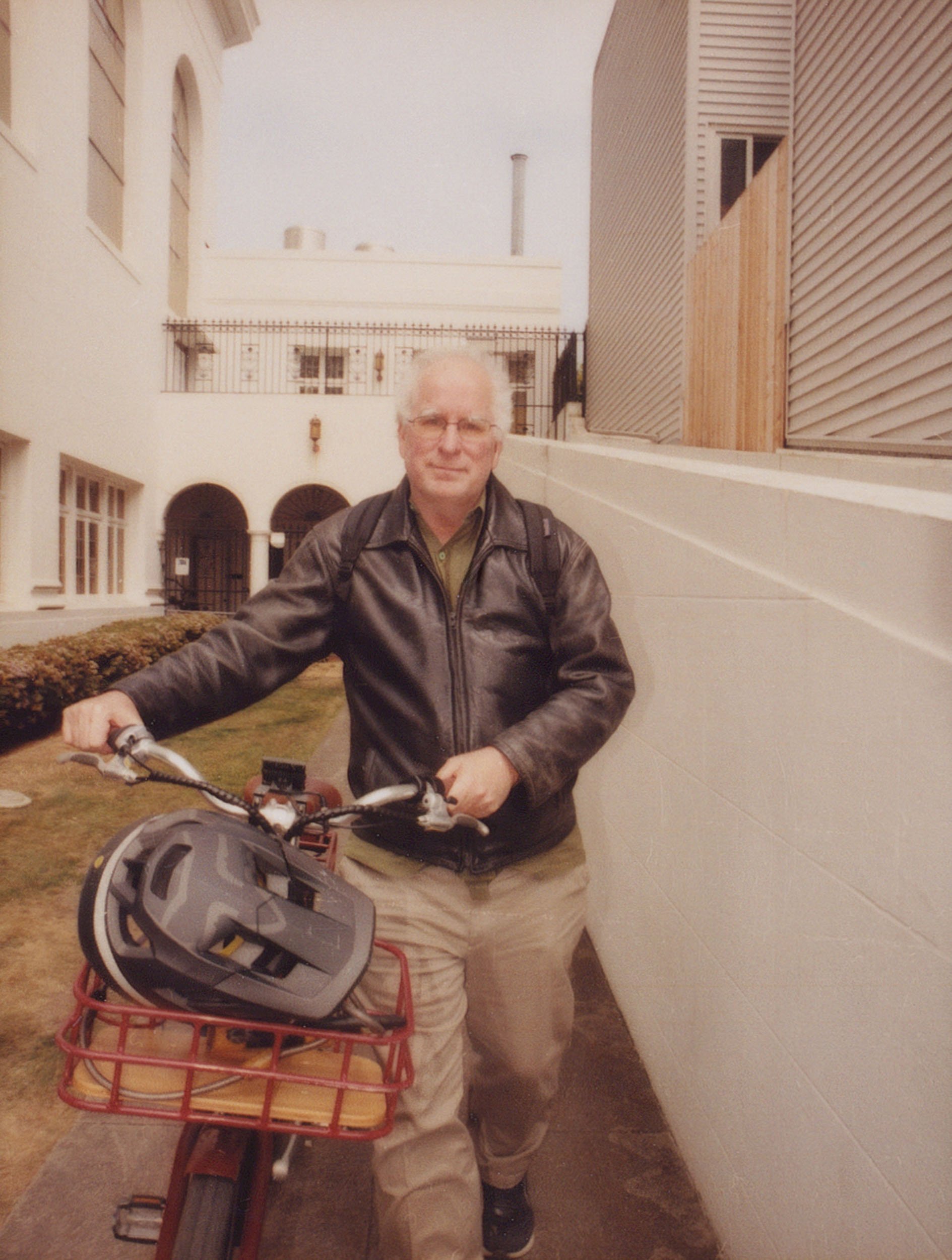 Apartamento Magazine - A conversation with Brewster Kahle