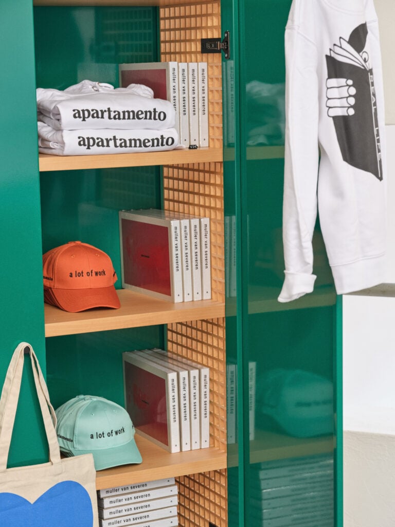 Apartamento Magazine - Apartamento Bookshop <p> Milan Design Week 2026